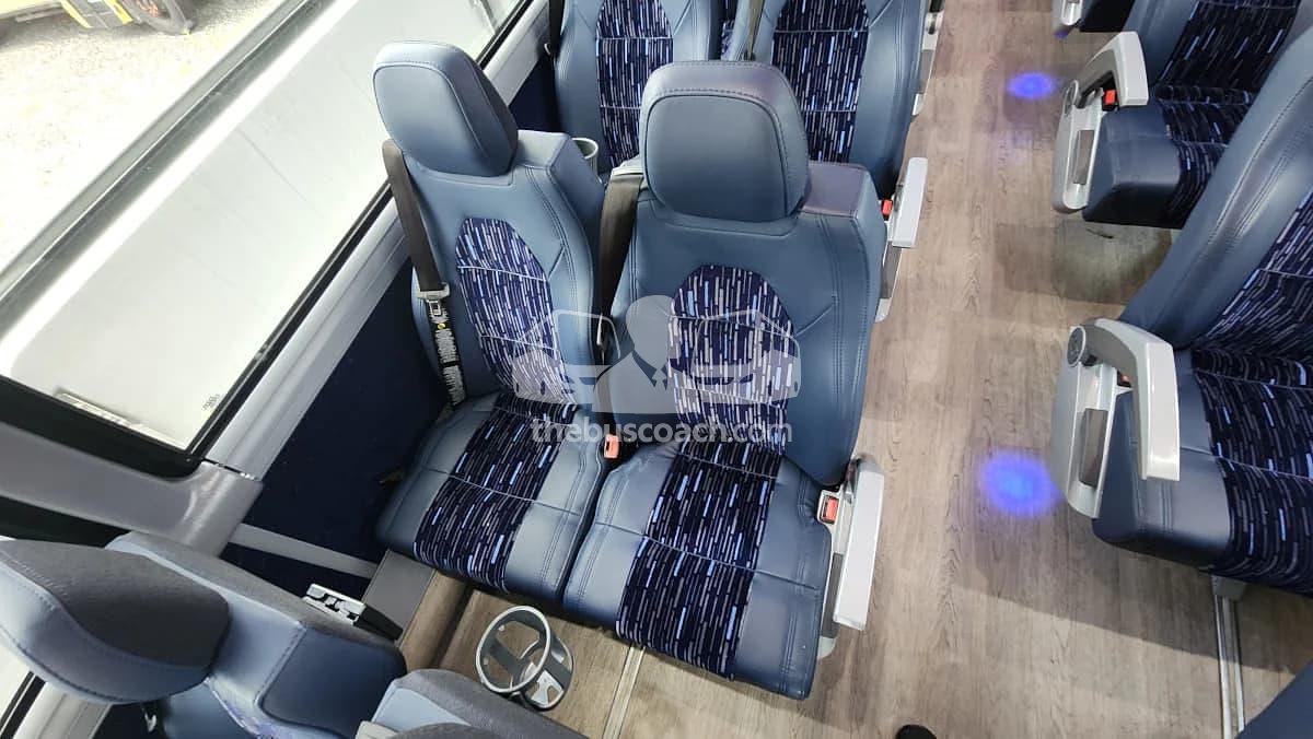 Used 2025 MCI J4500 ADA