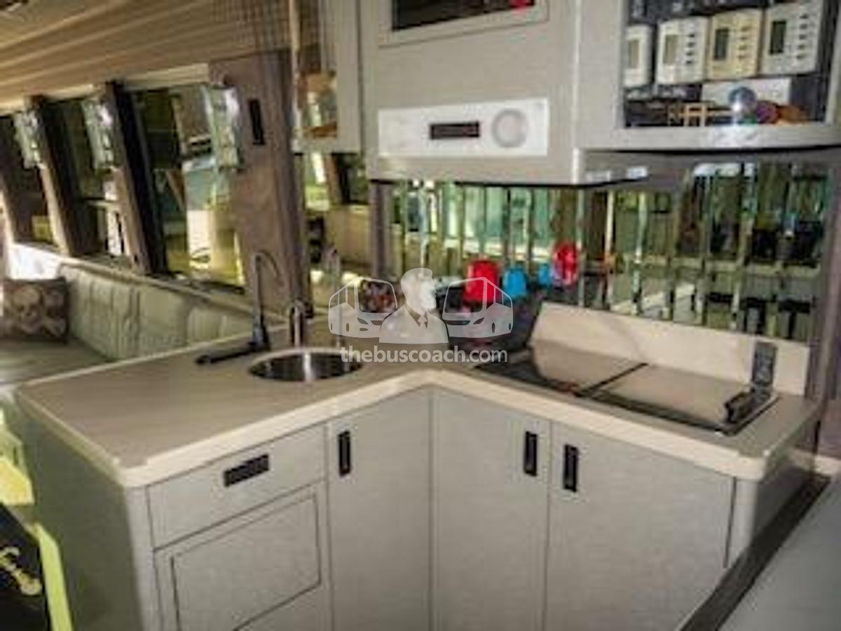 Used 1999 VAN HOOL T945