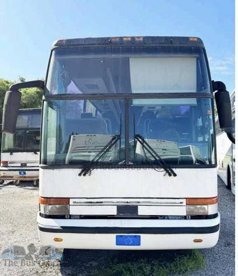 Used 2000 VAN HOOL T2145