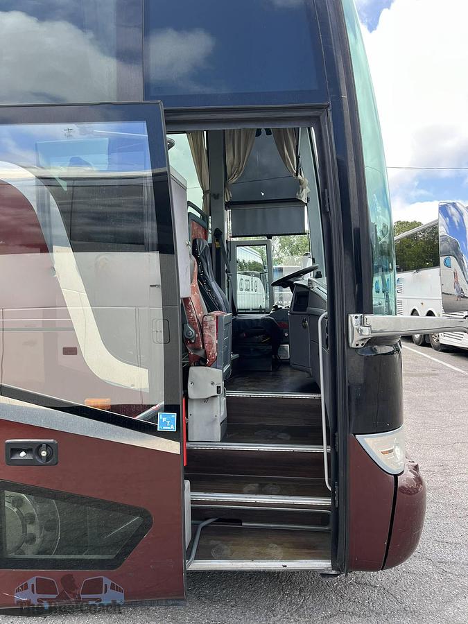 Used 2014 VAN HOOL TX45