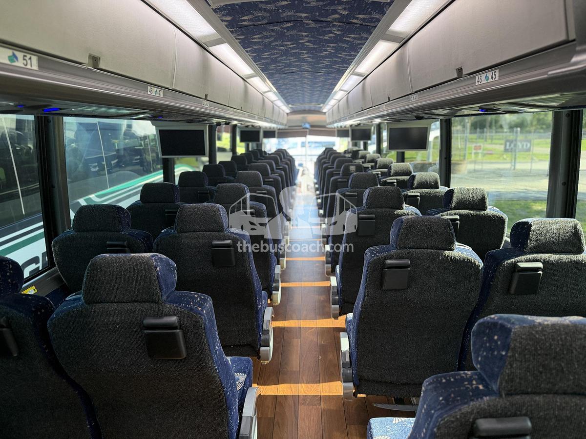 Used 2015 MCI J4500