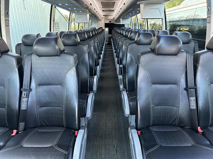 Used 2018 VOLVO 9700