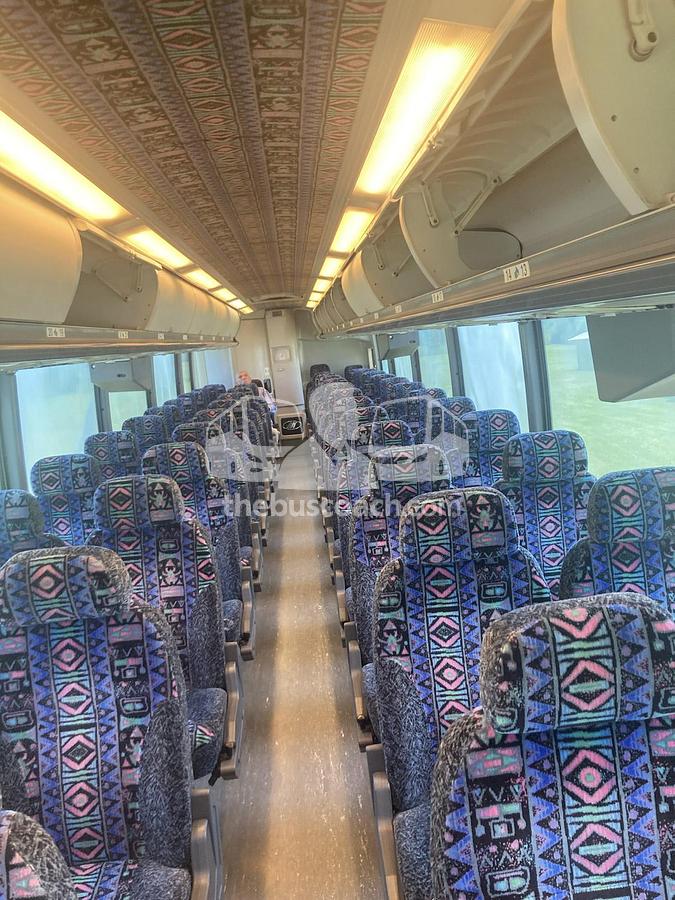 Used 2004 MCI J4500