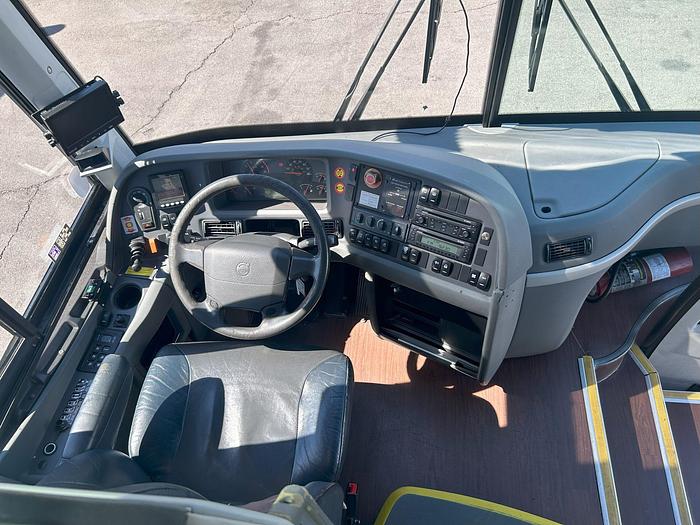 Used 2017 VOLVO 9700