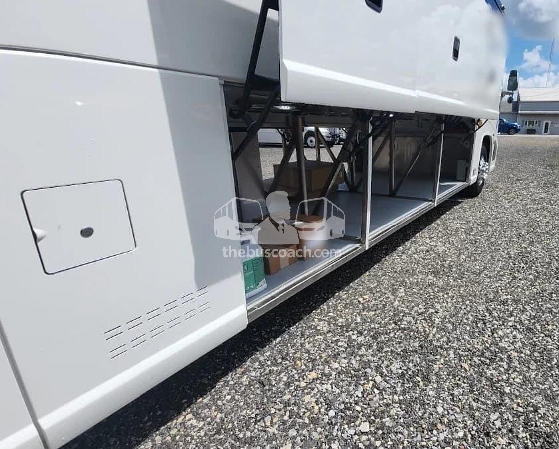 Used 2025 MCI J4500 ADA