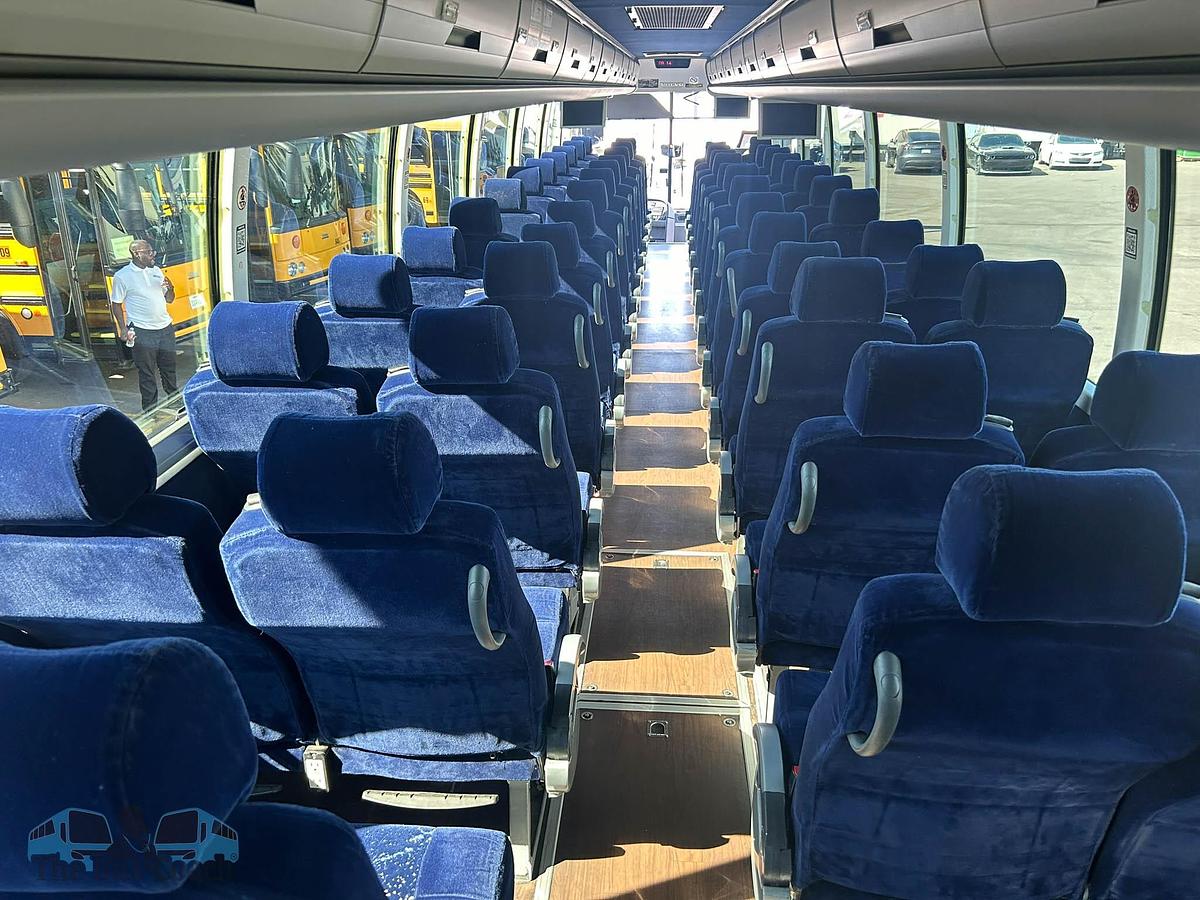 Used 2016 VOLVO 9700