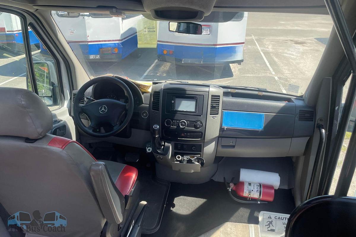 Used 2017 MERCEDES BENZ Sprinter CALECHE