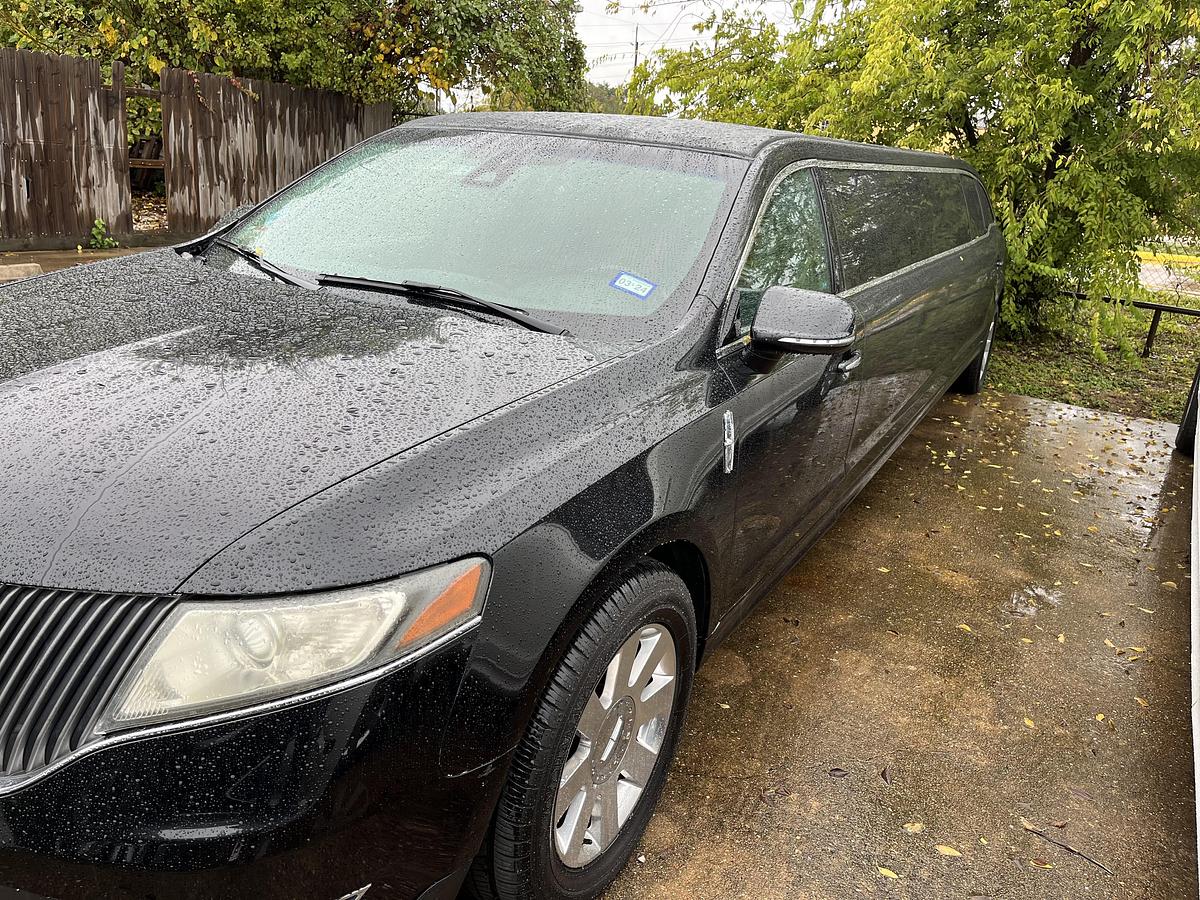 Used 2013 Lincoln MKT