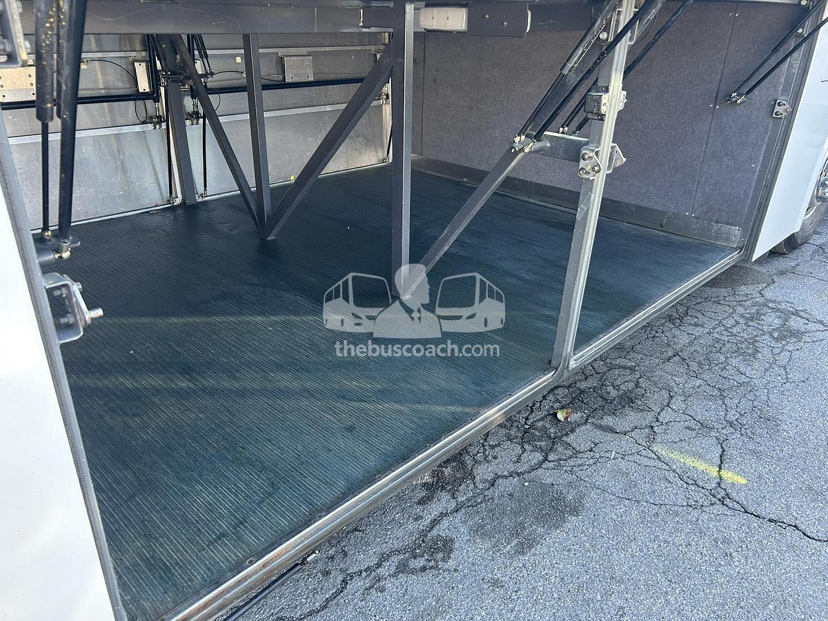 Used 2014 VOLVO 9700 ADA