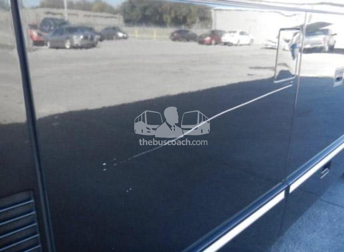 Used 2023 PREVOST H3-45