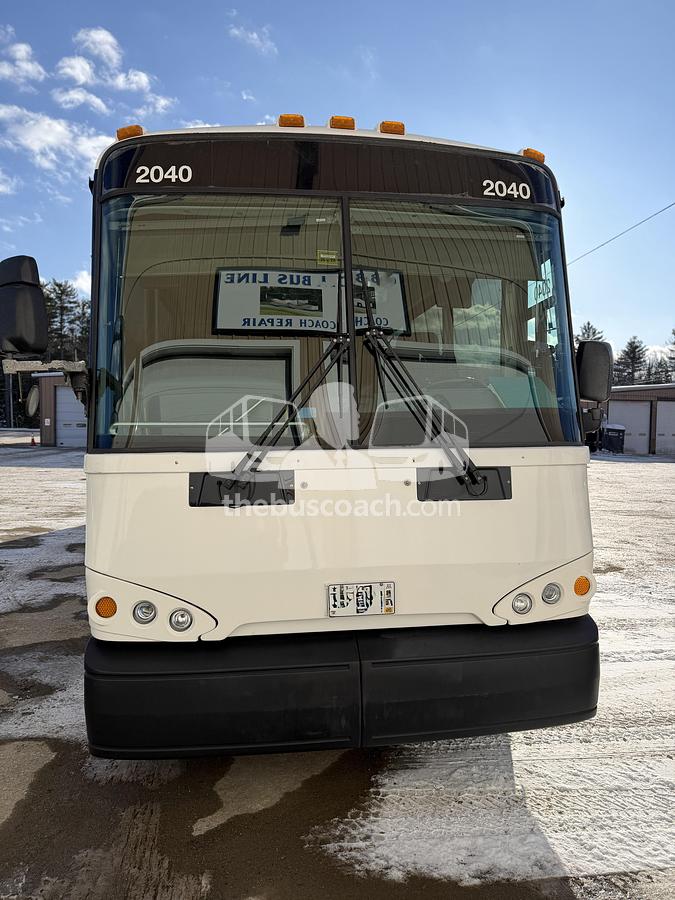 Used 2016 MCI D4505