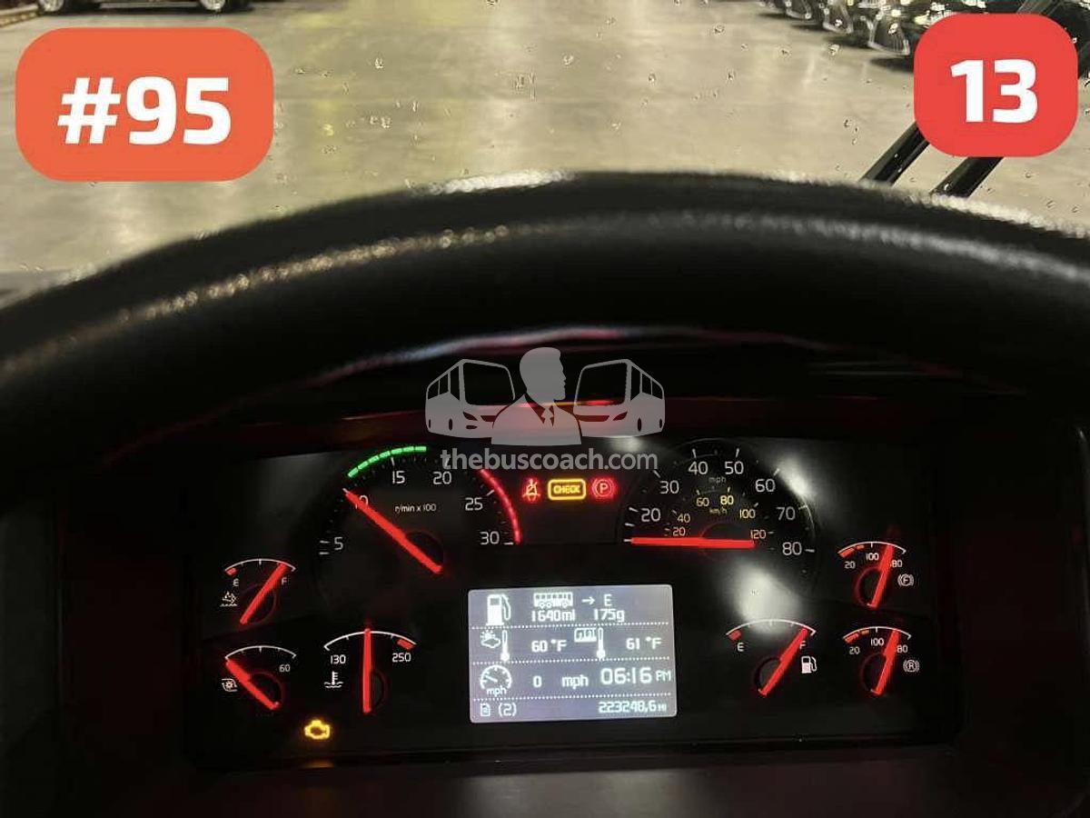 Used 2018 VOLVO 9700