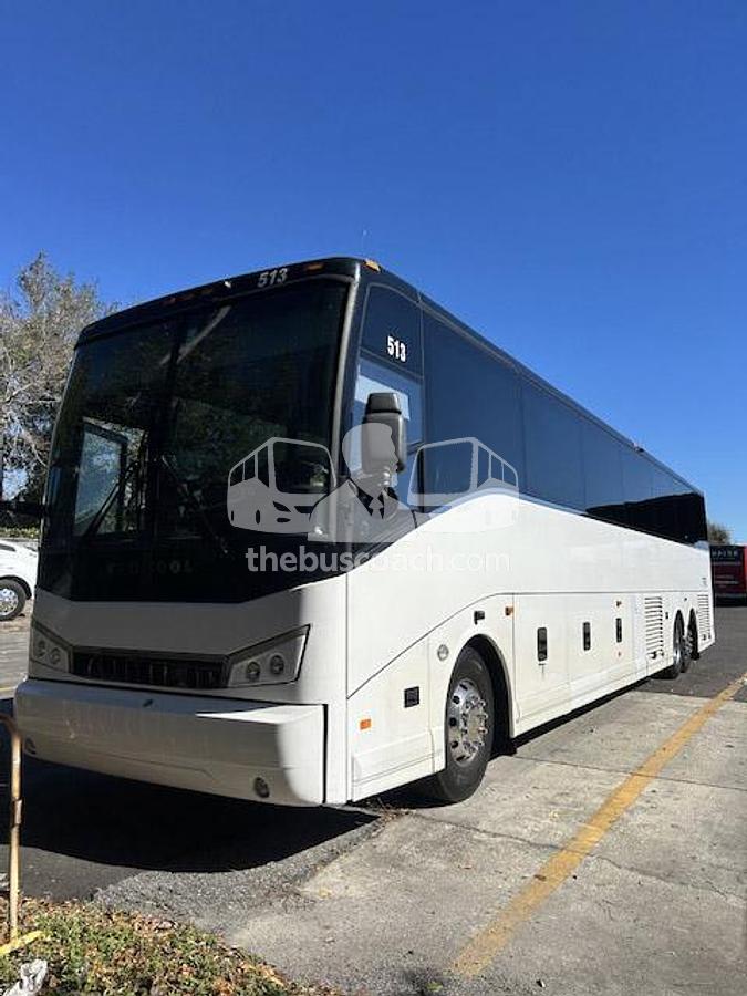 Used 2022 VAN HOOL CX45