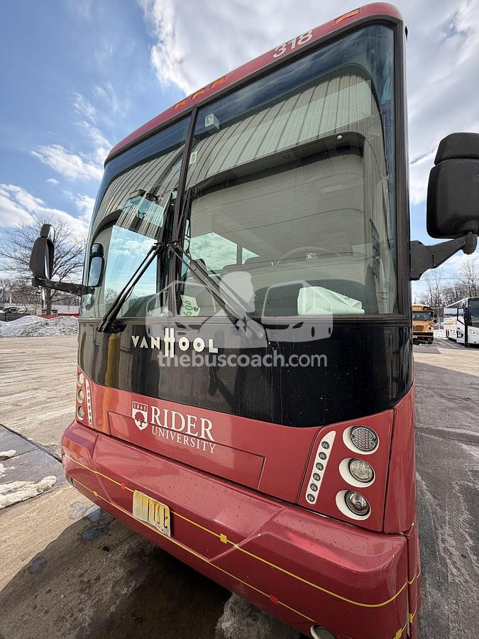 Used 2018 VAN HOOL CX45