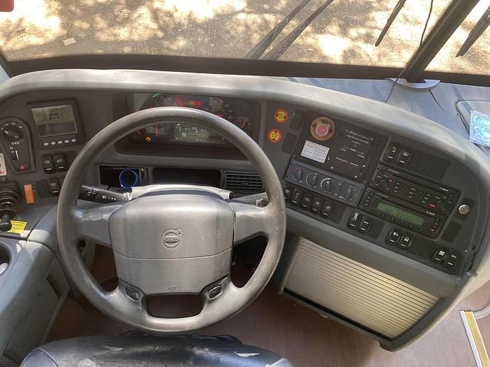 Used 2017 VOLVO 9700