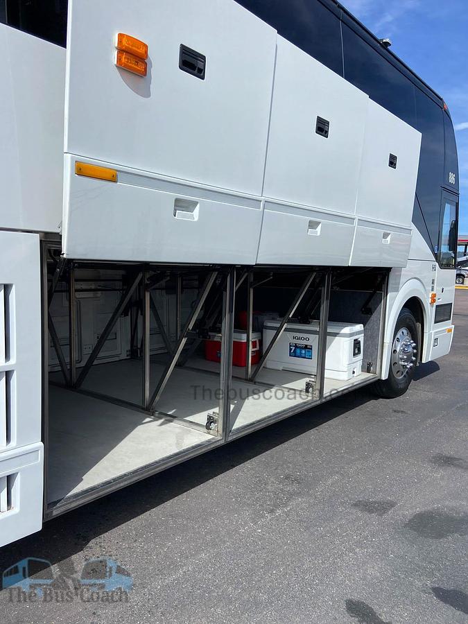 Used 2019 PREVOST H3-45