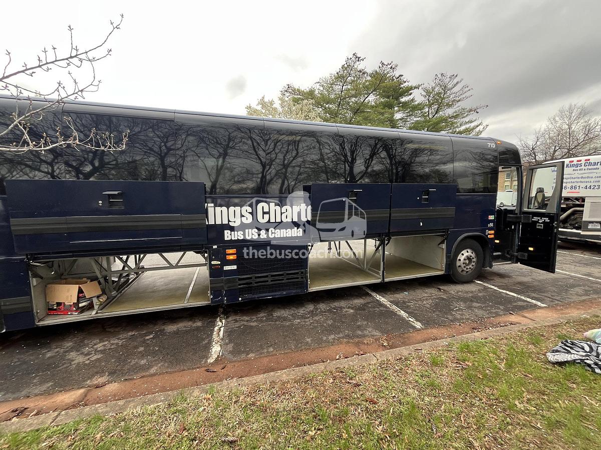 Used 2006 PREVOST X3-45