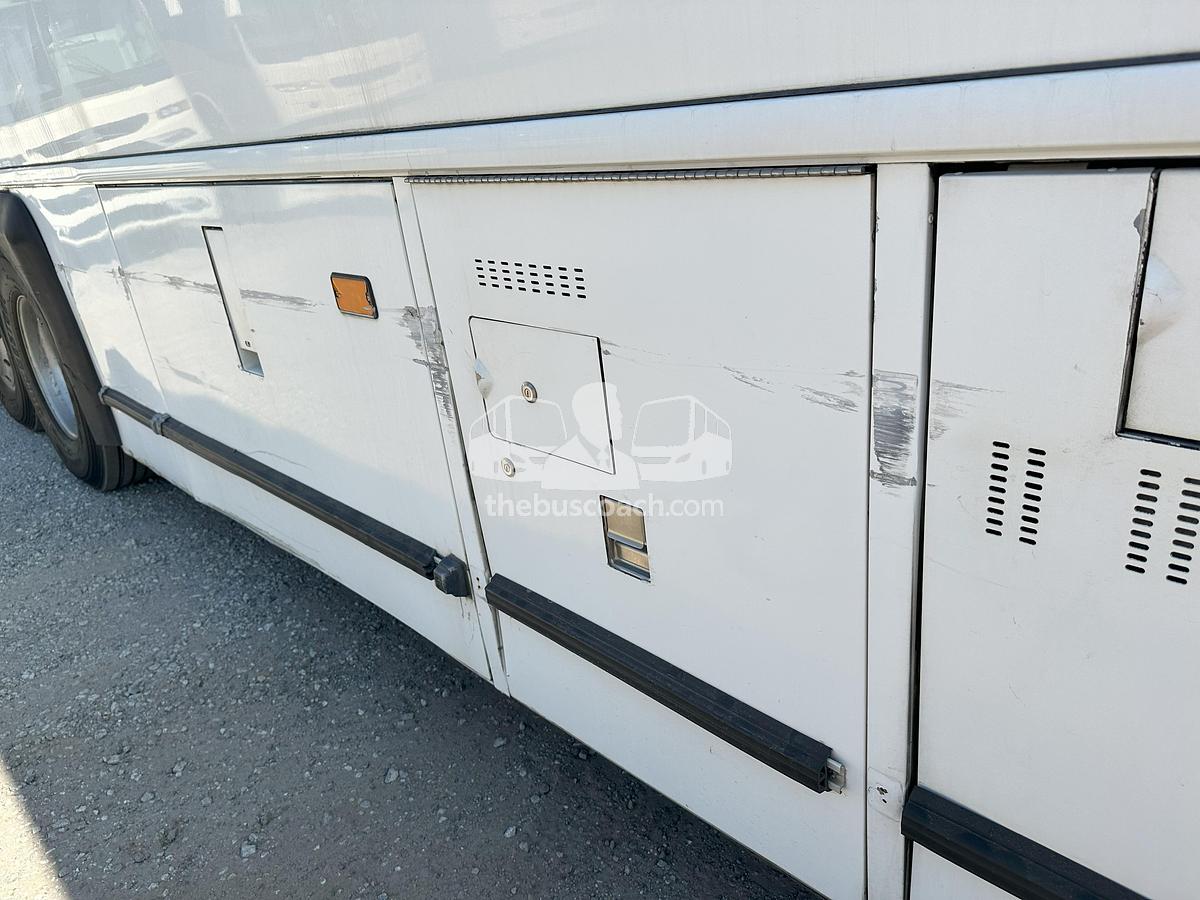 Used 2003 MCI D4500