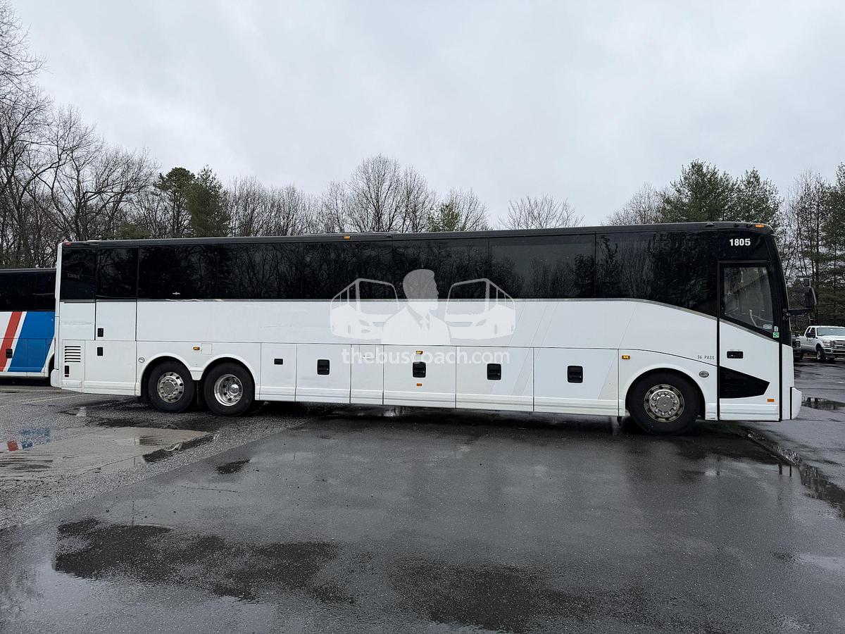 Used 2018 VAN HOOL CX45