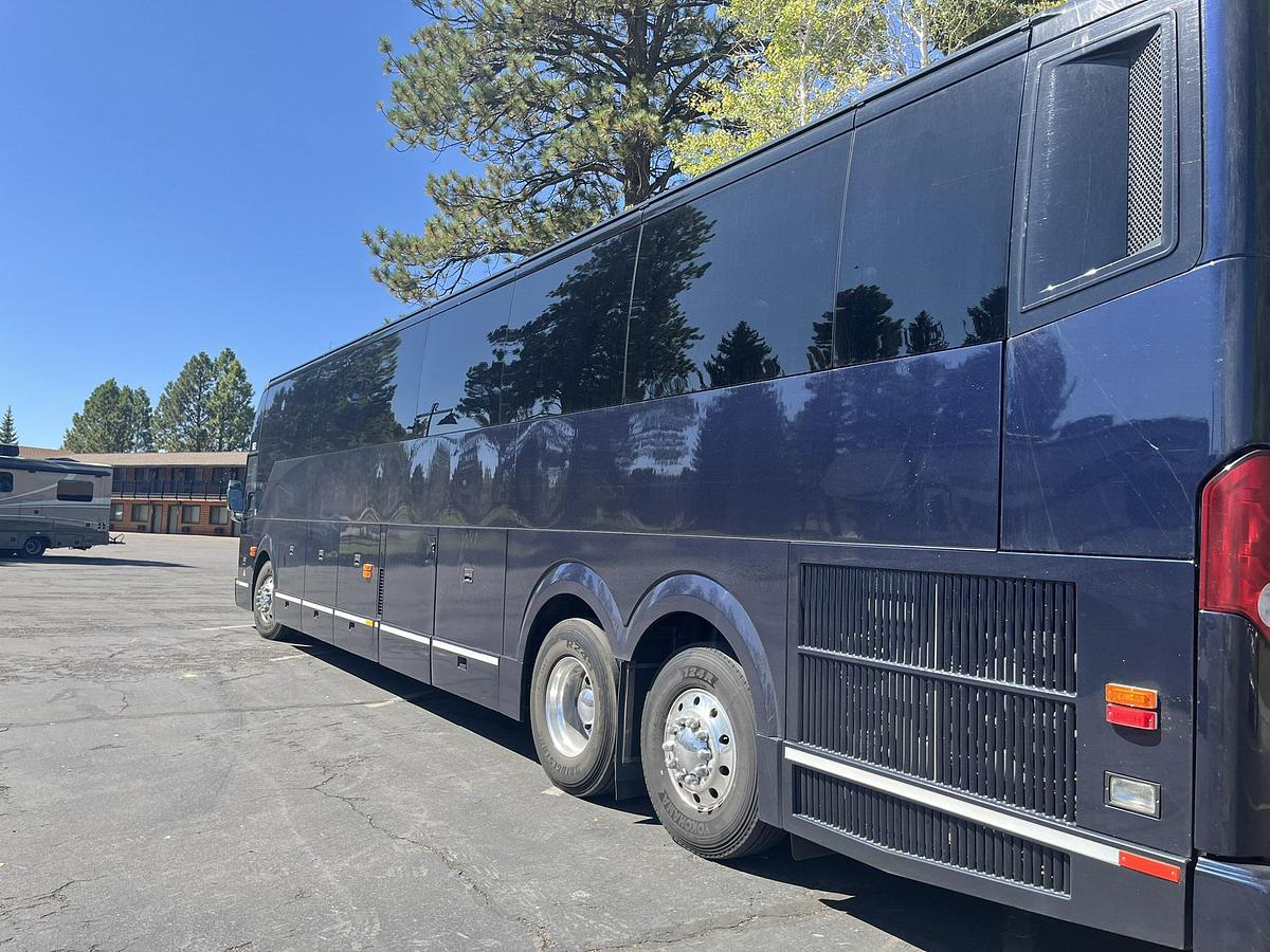 Used 2019 PREVOST H3-45