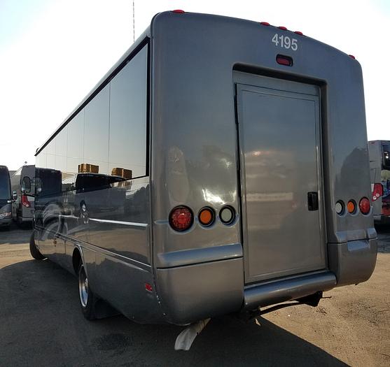 Used 2012 FREIGHTLINER M1235