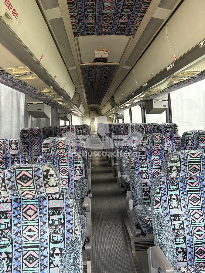 Used 2004 MCI J4500