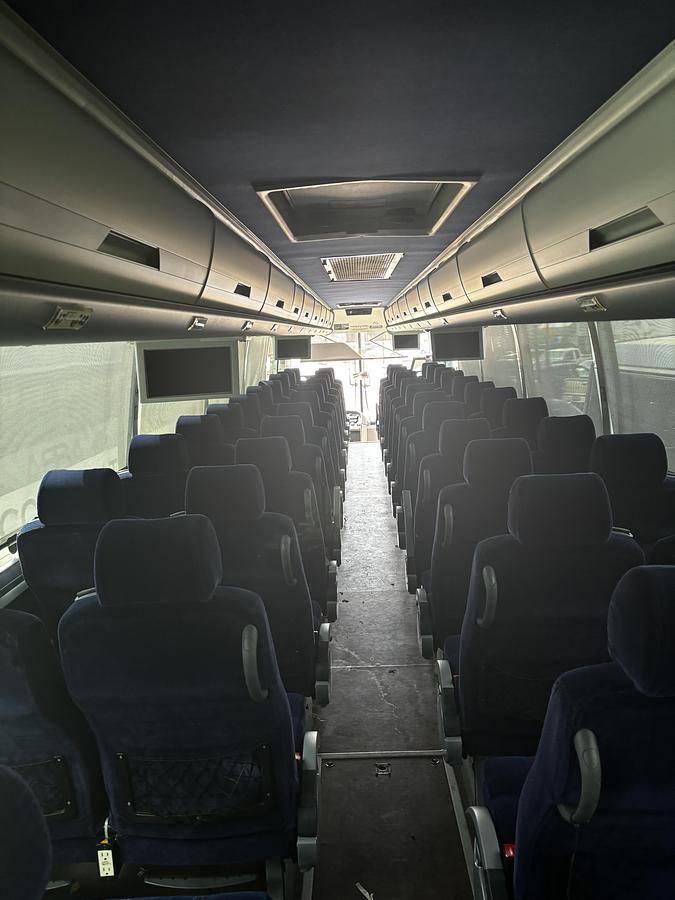 Used 2016 VOLVO 9700