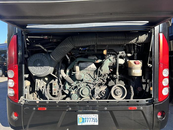 Used 2018 VOLVO 9700