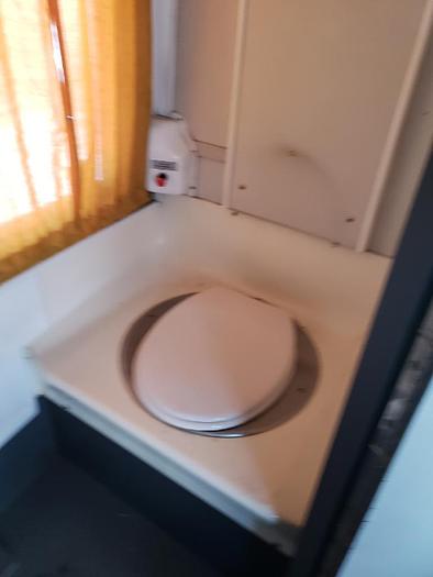 Used 2004 VAN HOOL C2045