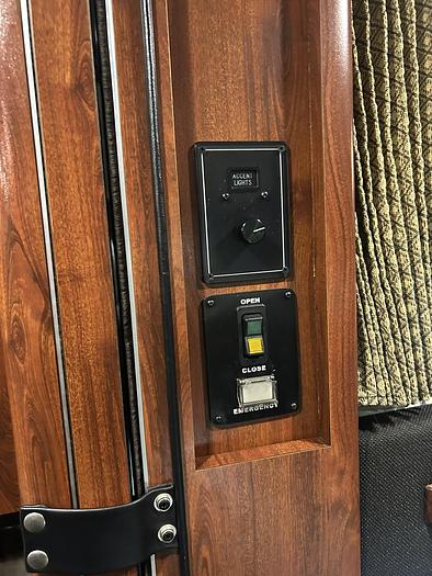 Used 2005 PREVOST XL2 Entertainer