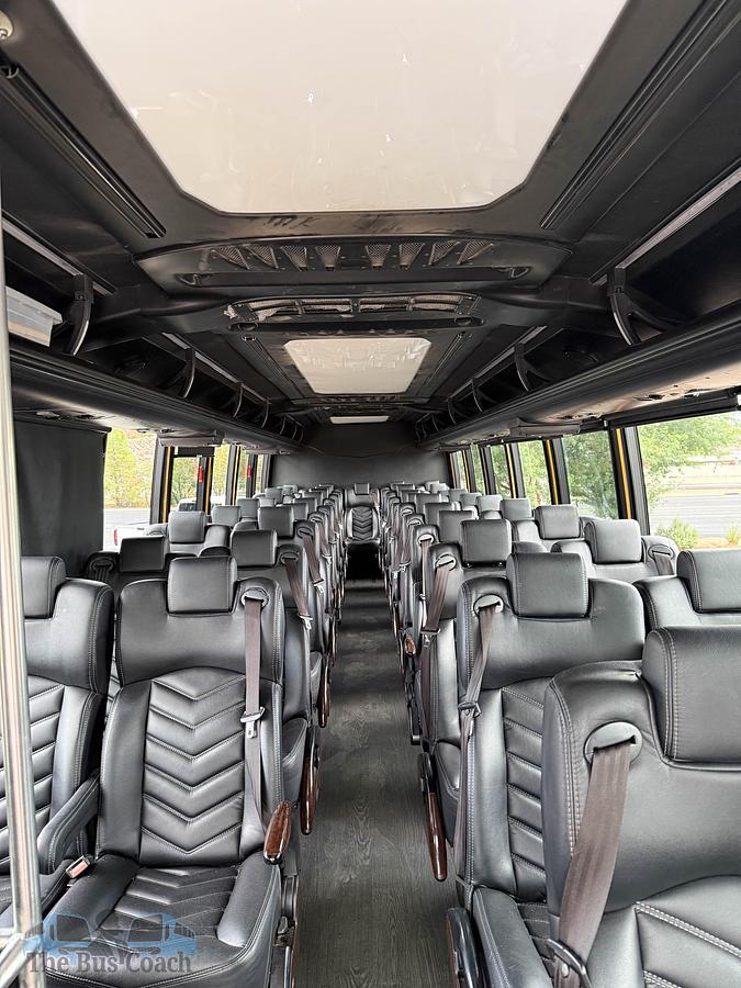 Used 2019 FREIGHTLINER EG40