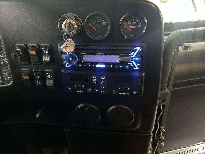 Used 2005 PREVOST XL2 Entertainer