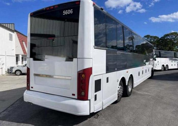 Used 2017 VAN HOOL CX45