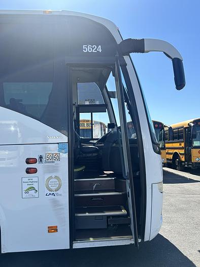 Used 2017 VOLVO 9700