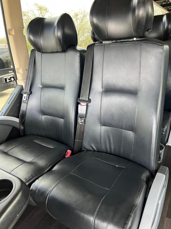 Used 2016 PREVOST H3-45 ADA