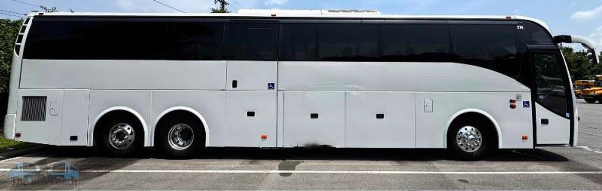 Used 2014 VOLVO 9700 ADA
