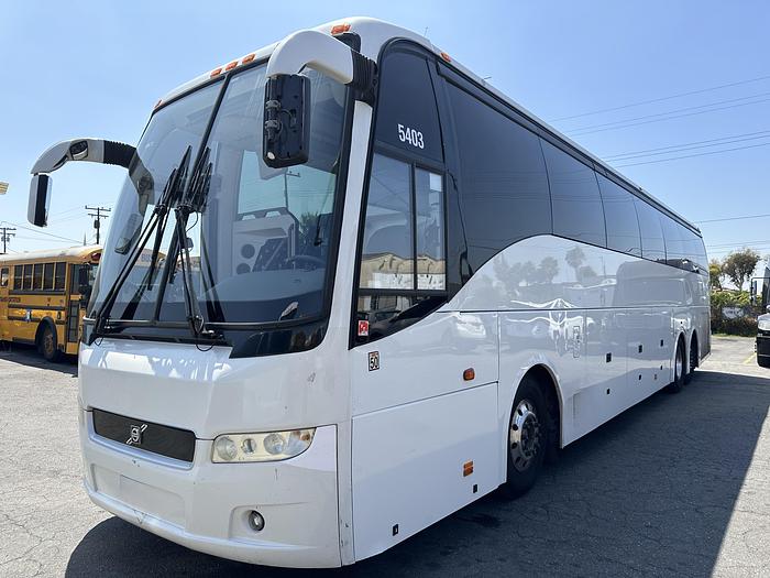 Used 2017 VOLVO 9700