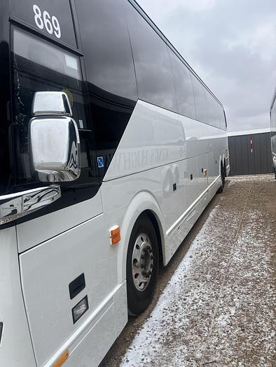 Used 2015 PREVOST H3-45