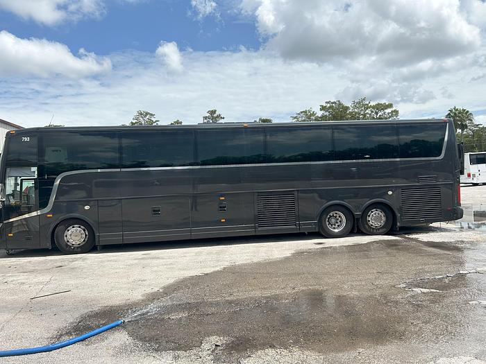 Used 2015 VAN HOOL TX45