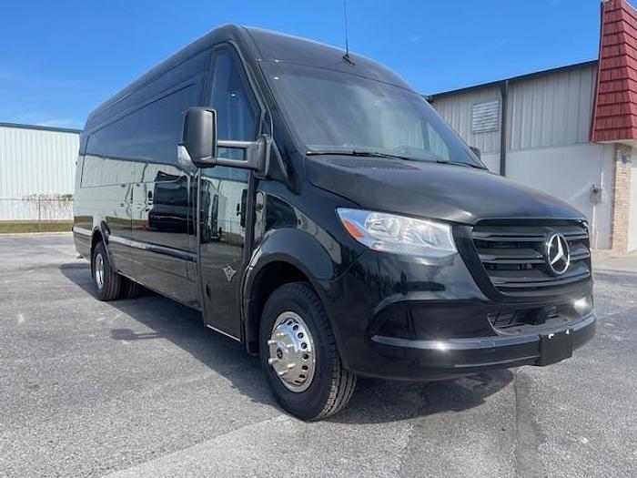 2024 Mercedes Benz 3500XD