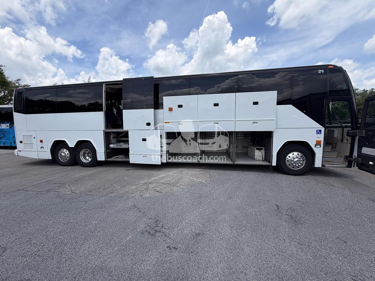 Used PREVOST H3-45