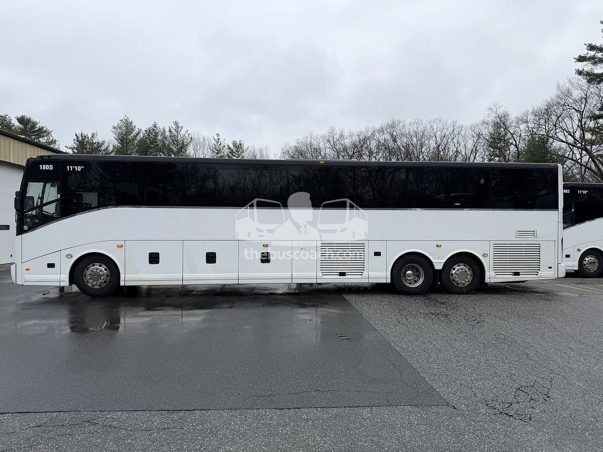 Used 2018 VAN HOOL CX45