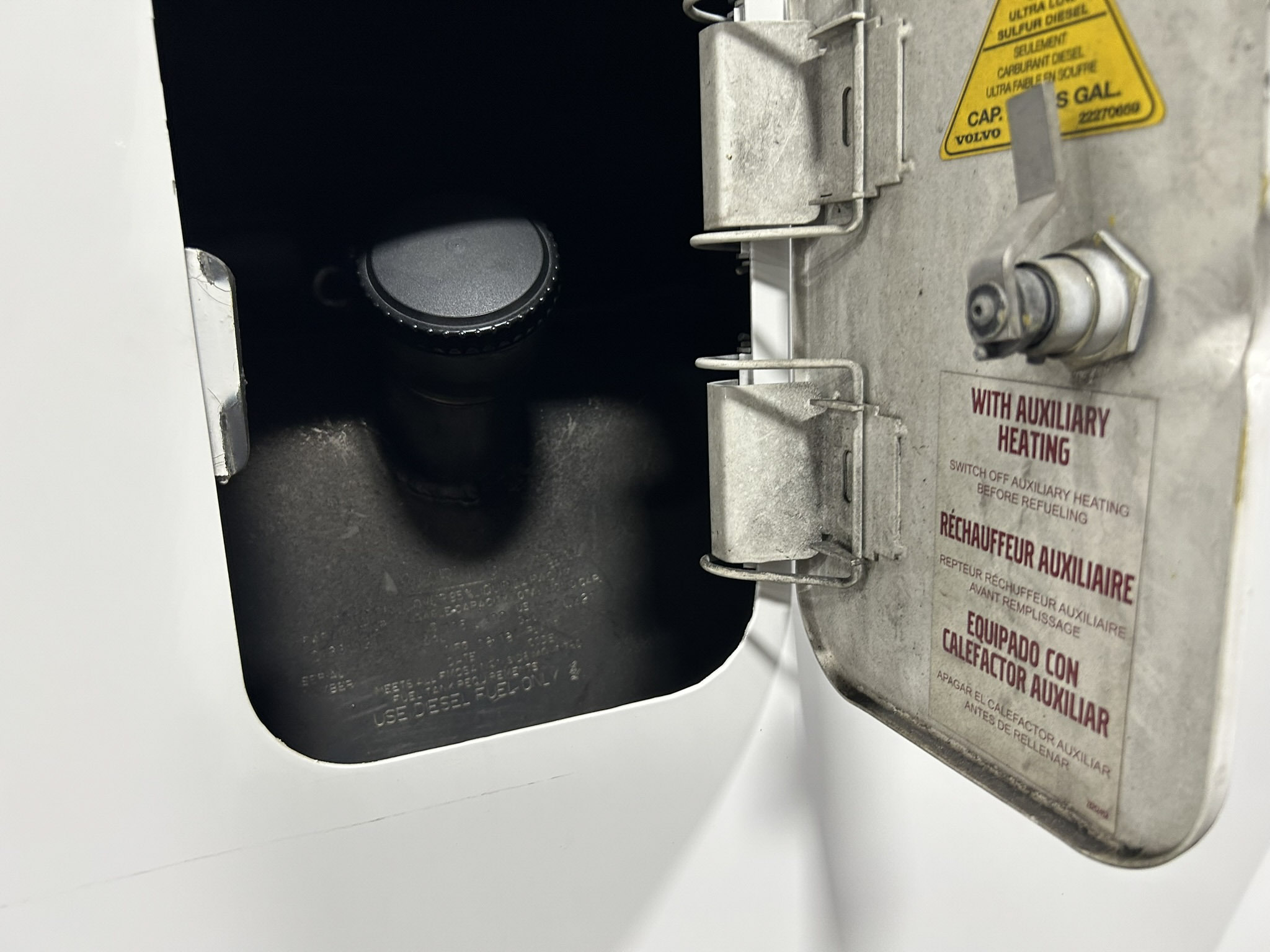 Used 2019 VOLVO 9700 ADA