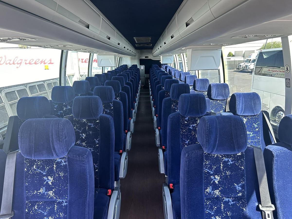 Used 2016 VOLVO 9700