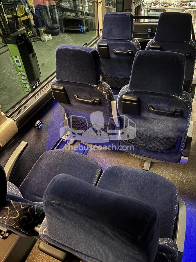 Used 2009 PREVOST H3-41