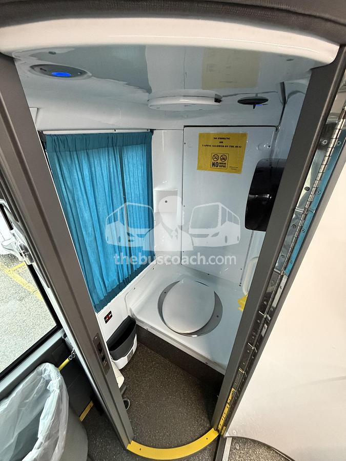 Used 2018 VAN HOOL CX45