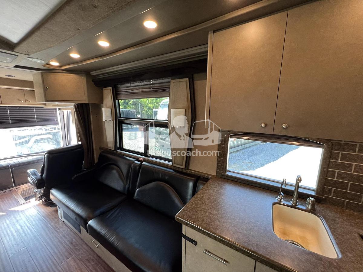 Used 2006 PREVOST XLII Entertainer Willie