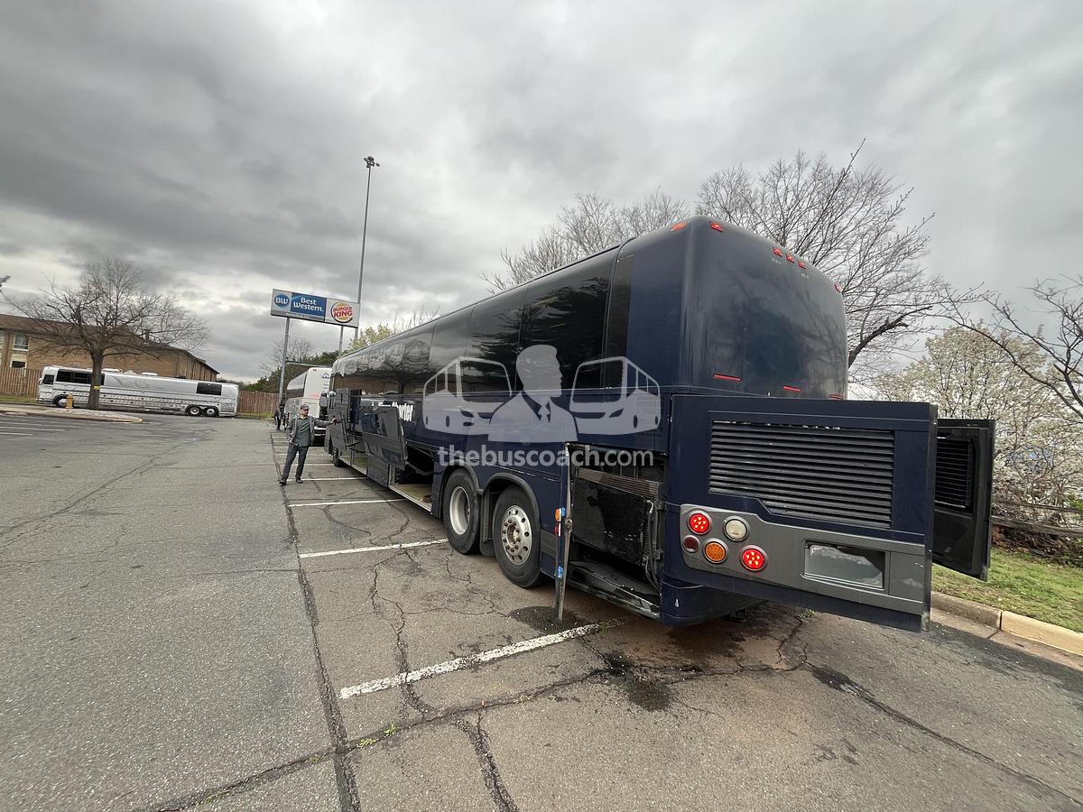 Used 2006 PREVOST X3-45