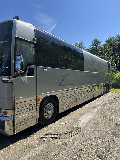 Used 2005 PREVOST XL2 Entertainer
