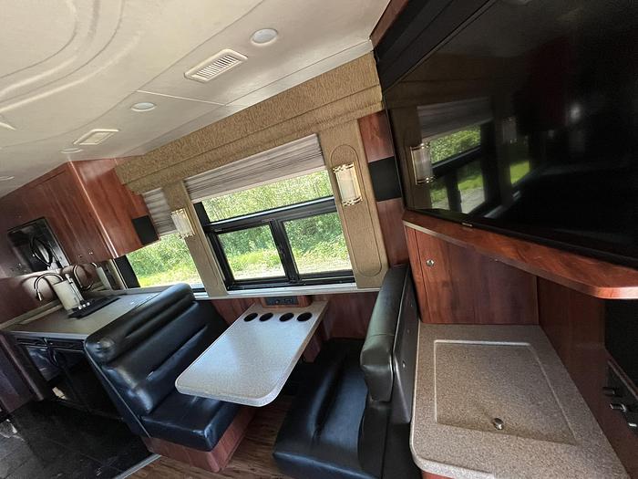 Used 2005 Prevost XL2 Entertainer Purdie